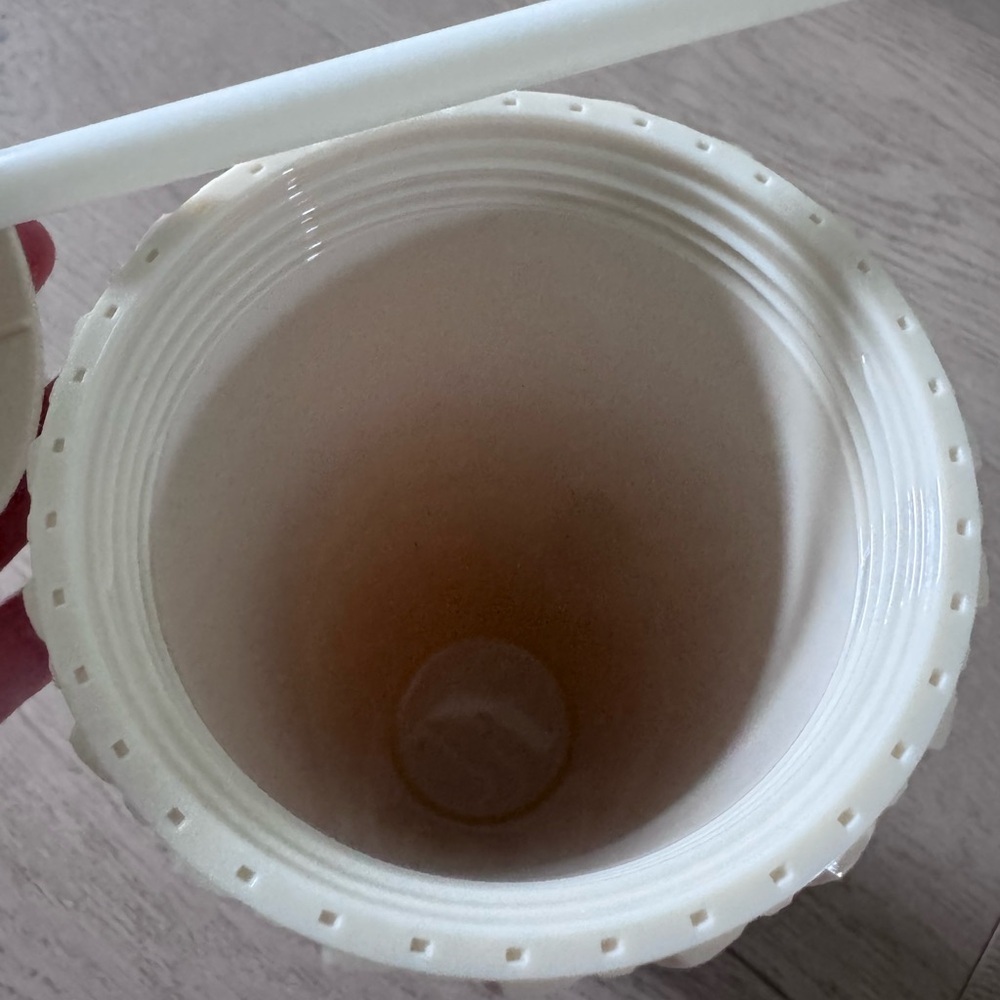 New Starbucks Fall 2025 Matte Cream White Sheen Cable Knit Venti Tumbler 24oz - Picture 4 of 4